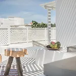 Kostantis Town Villa *