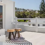 Kostantis Town Villa *