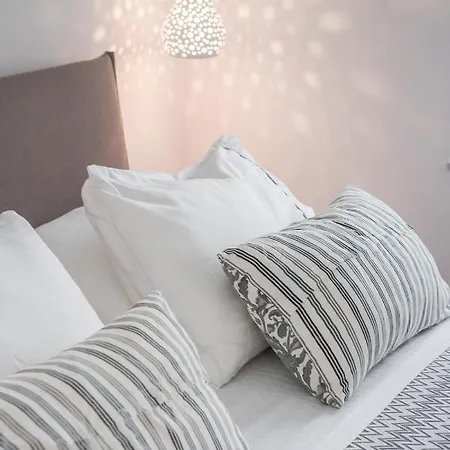 Kostantis Town * Mykonos Town