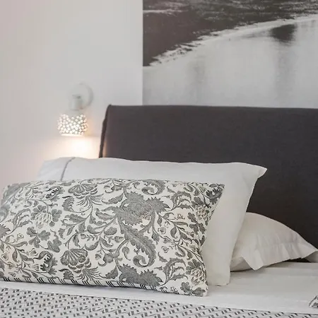 Villa Kostantis Town *